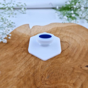 heksagon-60-x-67-mm-lilie-stempel-do-masy-cukrowej.png